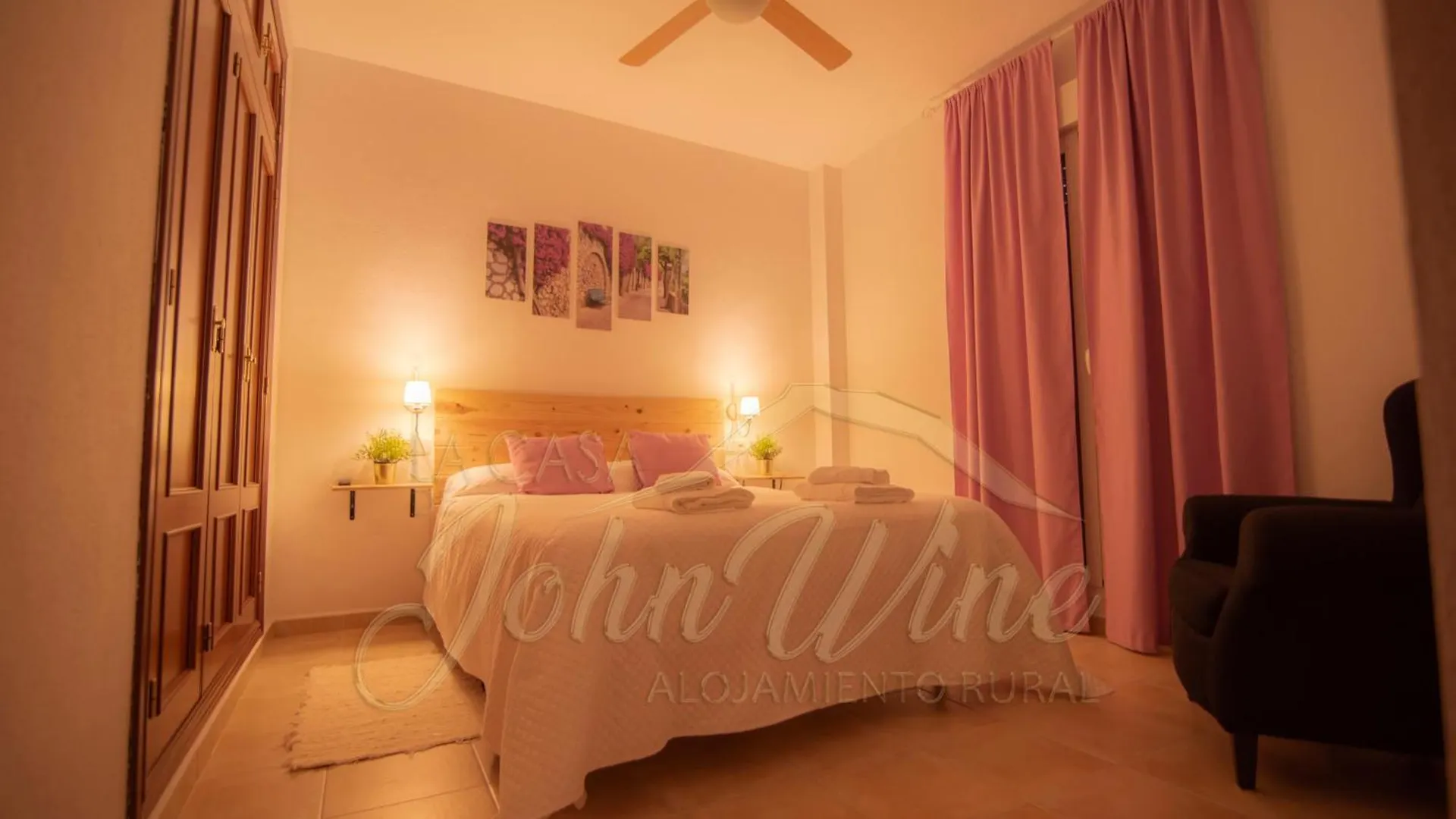 La Casa De John Wine , Bornos Villa Holiday home